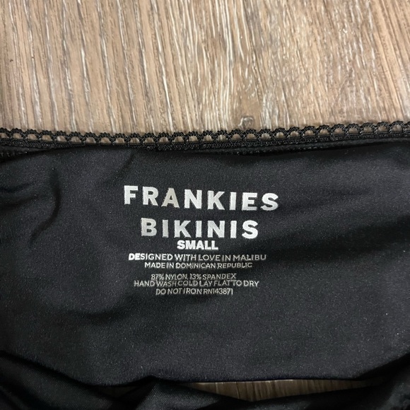 Frankie’s bikini SET NWOT Jada ribbed bikini - Picture 5 of 5